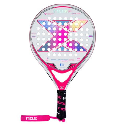 lightweight padel racket for women.